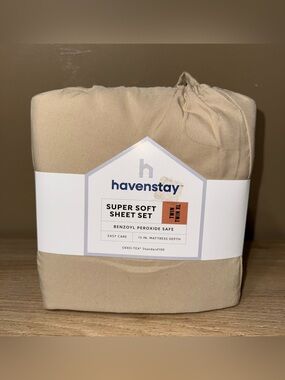 NEW HAVENSTAY Super Soft Sheet Set. Twin-Twin XL.